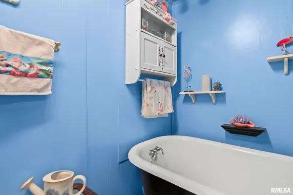 $174,900 | 2409 Sutherland Road, Springfield, IL 62702