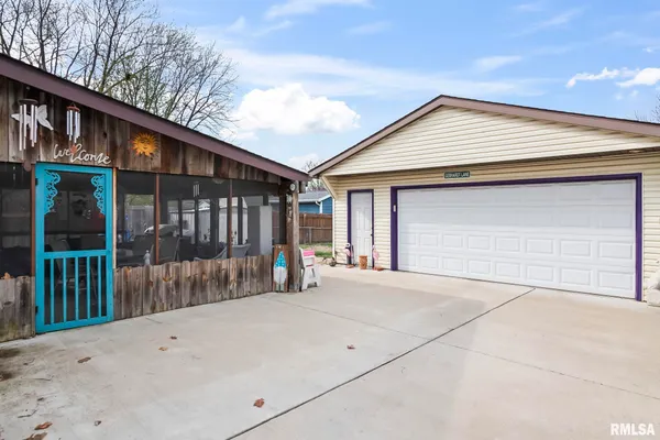 $174,900 | 2409 Sutherland Road, Springfield, IL 62702