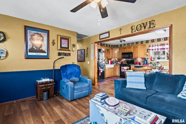 $174,900 | 2409 Sutherland Road, Springfield, IL 62702