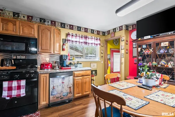 $174,900 | 2409 Sutherland Road, Springfield, IL 62702