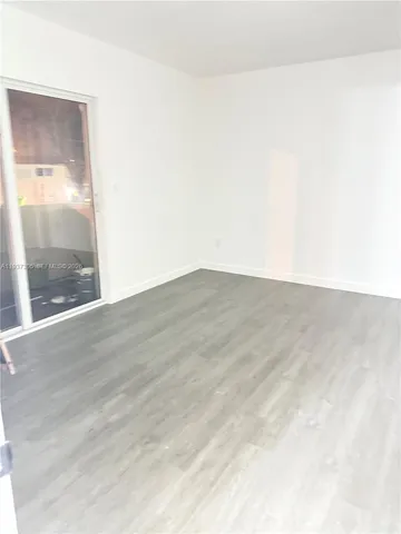 $1,800 | 7505 Southwest 82nd Street, Unit 222, Miami, FL 33143