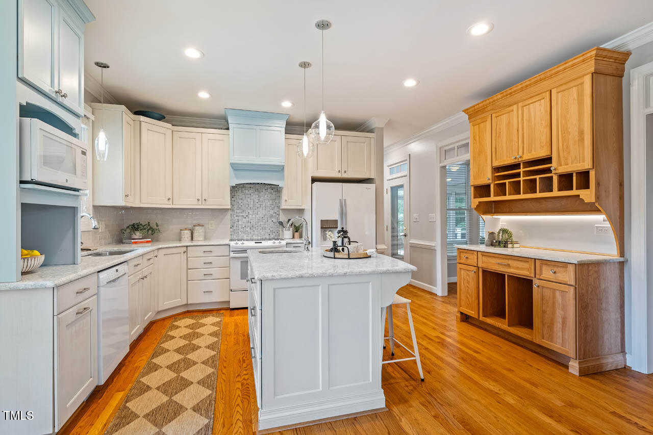 5205 Coffee Tree Drive Raleigh, NC 27613 - Photo 15 of 51 2505CoffeeTreeLn-013