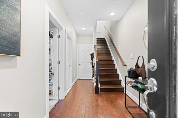 $4,500 | 418 Nottoway Walk, Alexandria, VA 22304