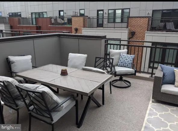 $4,500 | 418 Nottoway Walk, Alexandria, VA 22304