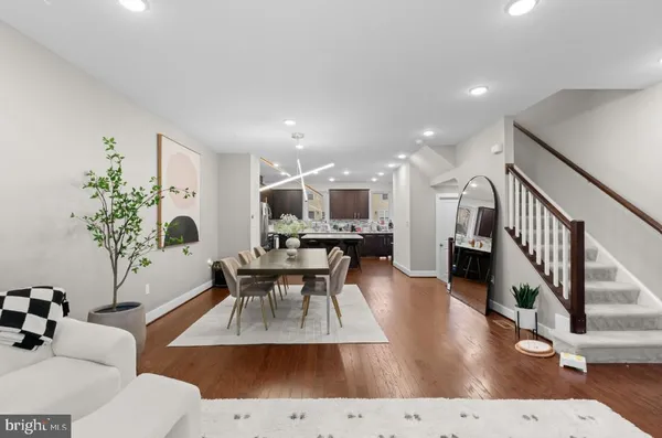 $4,500 | 418 Nottoway Walk, Alexandria, VA 22304