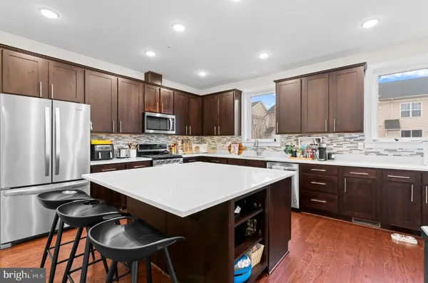 $4,500 | 418 Nottoway Walk, Alexandria, VA 22304