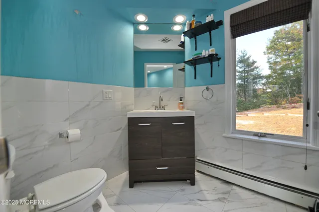 $919,900 | 2262 Allenwood Road, Allenwood, NJ 08720