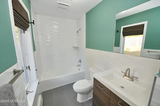 $919,900 | 2262 Allenwood Road, Allenwood, NJ 08720