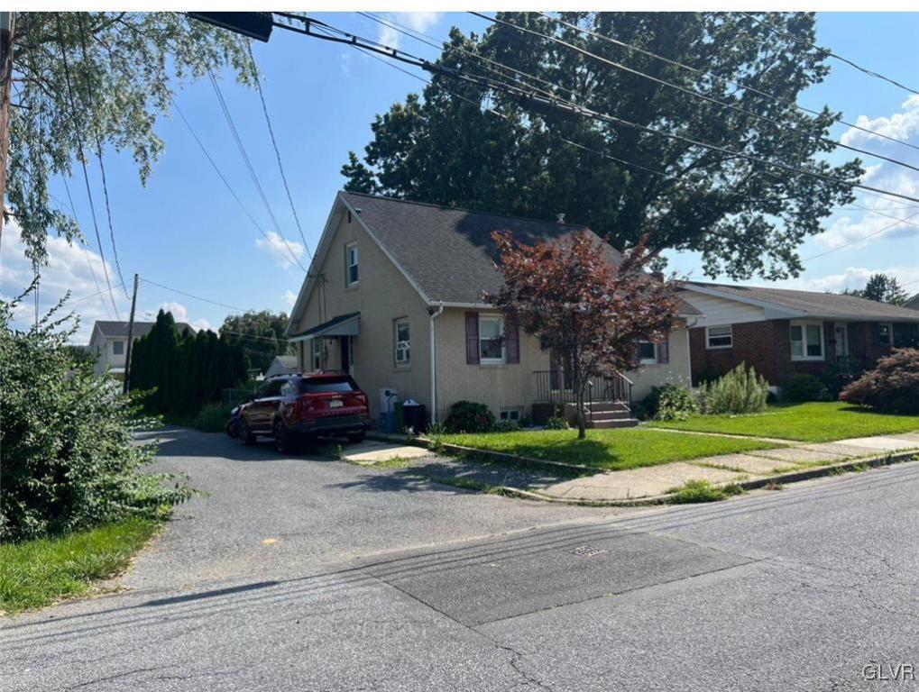 46 East Federal Street Allentown, PA 18103 - Photo 2 of 14 a house view with a outdoor space