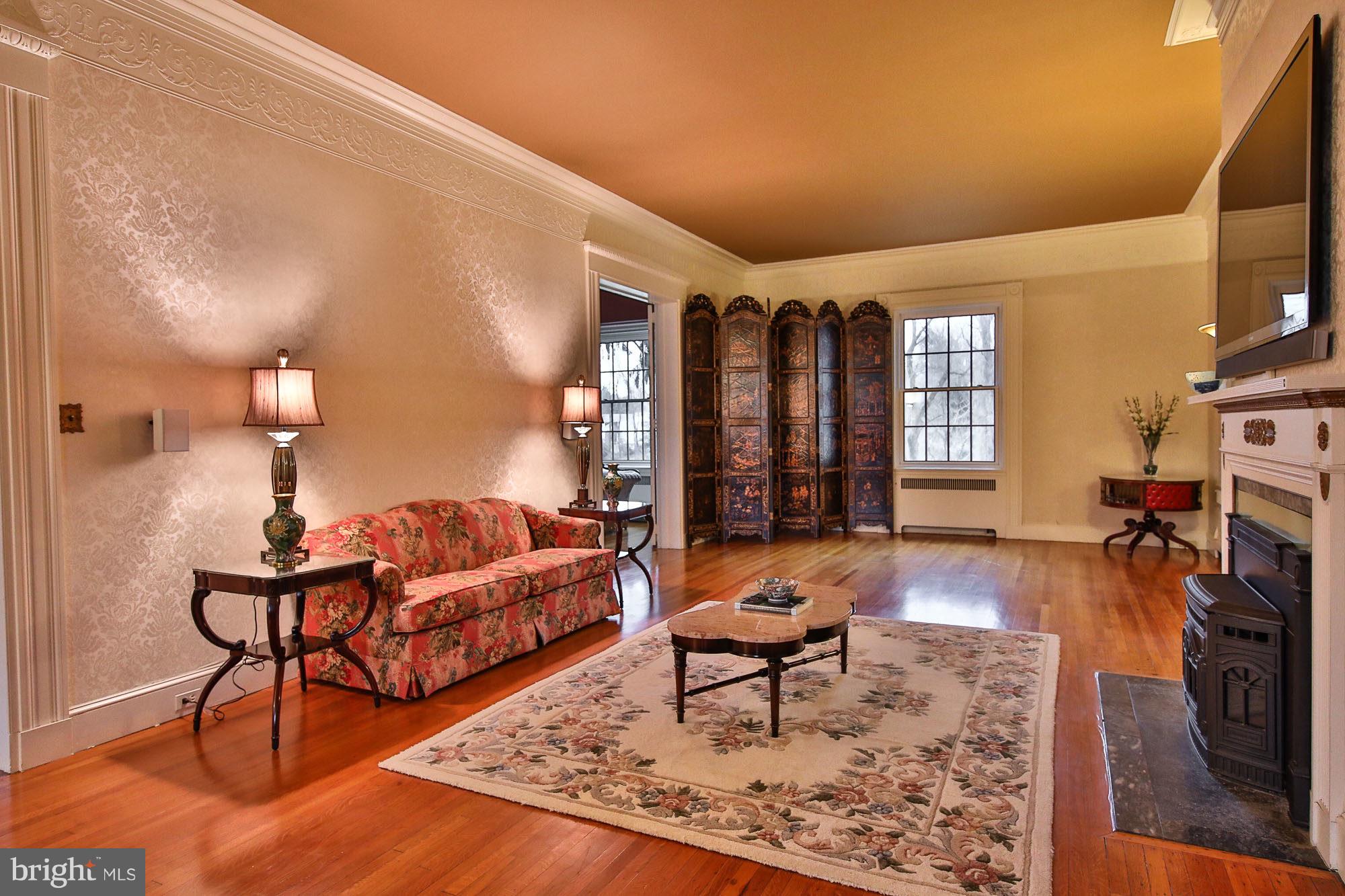 1855 Melmar Road Huntingdon Valley, PA 19006 - Photo 9 of 40 Gallery Image 9
