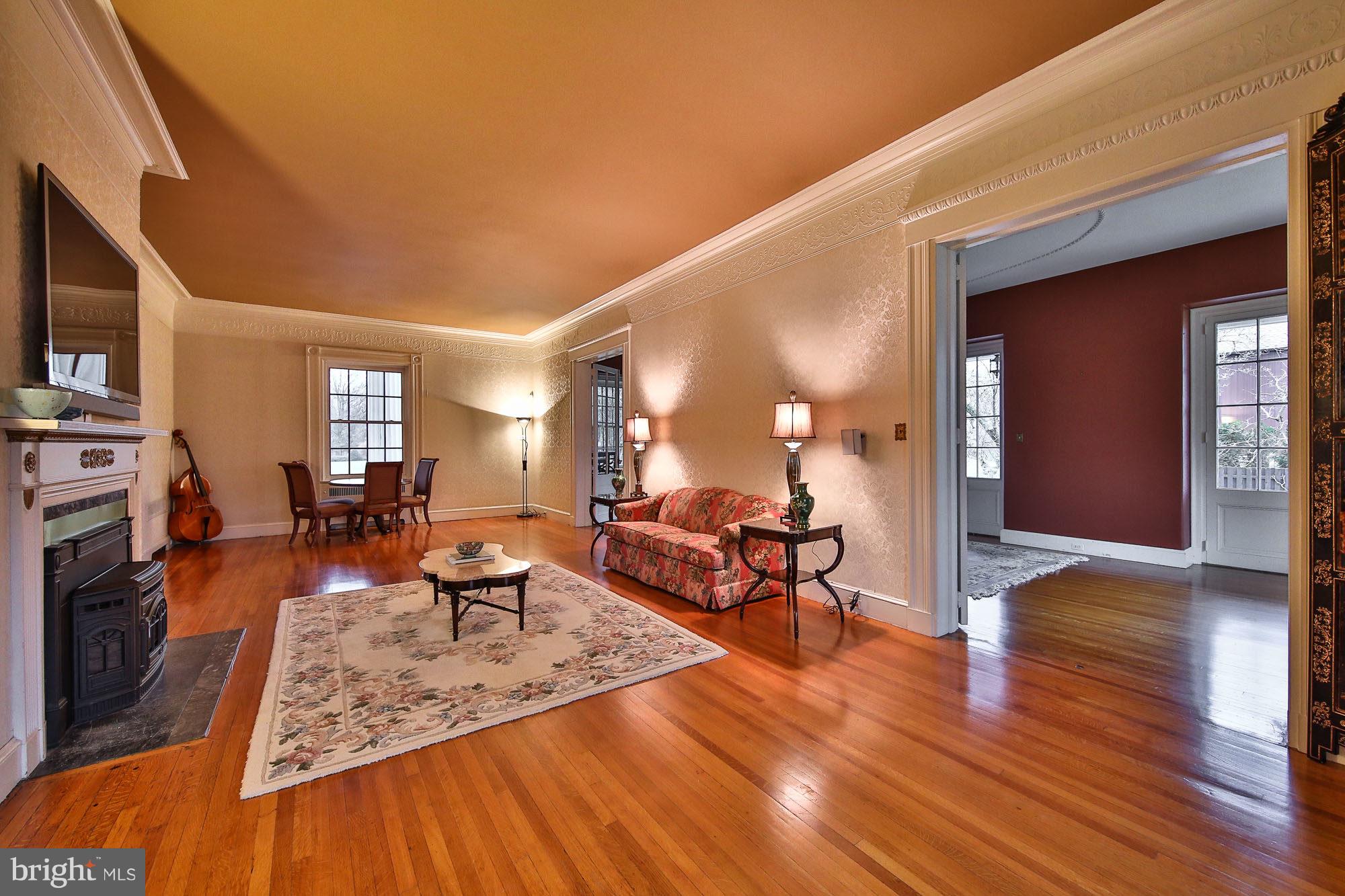 1855 Melmar Road Huntingdon Valley, PA 19006 - Photo 10 of 40 Gallery Image 10