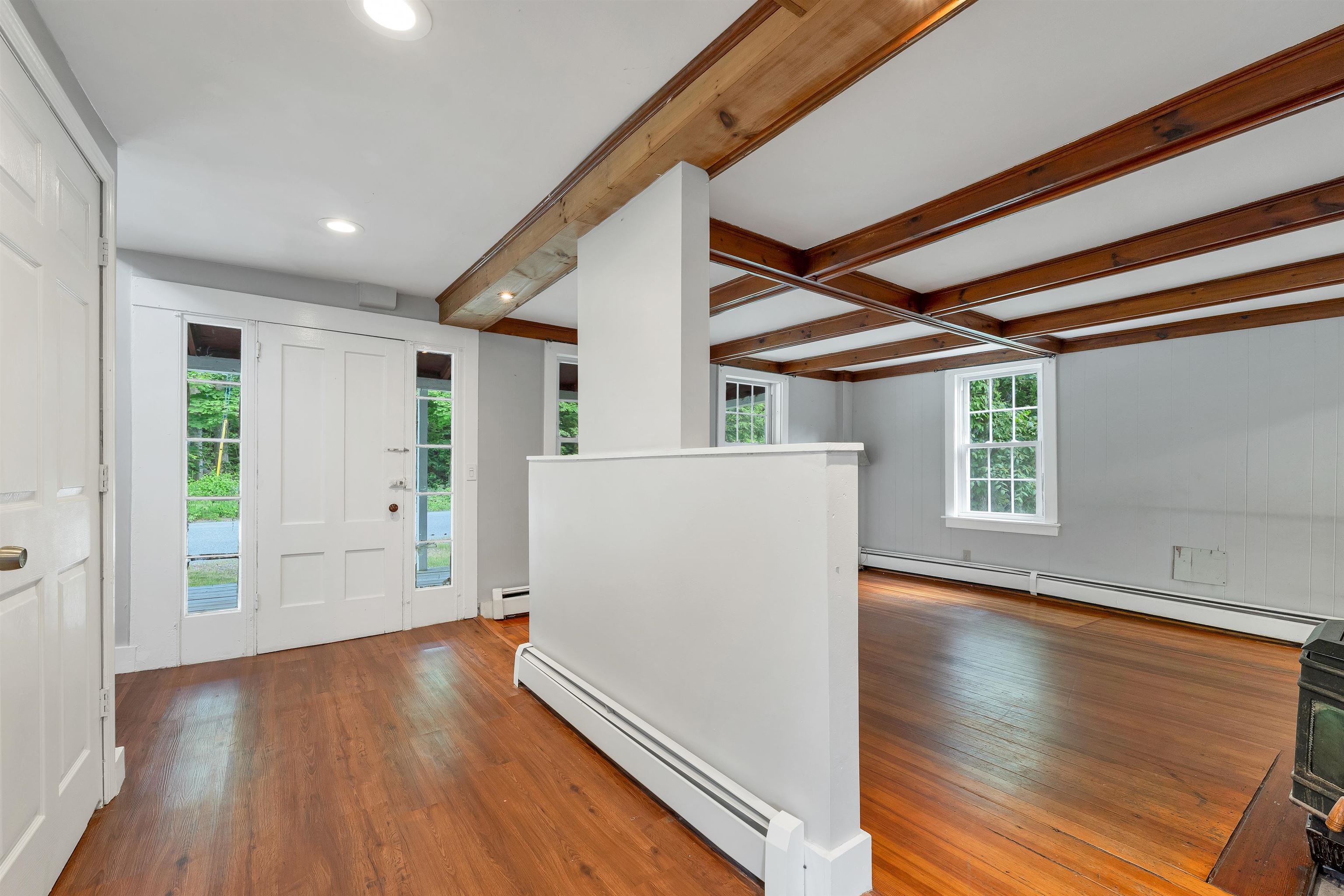 93 Gulf Road Derry, NH 03038 - Photo 22 of 47