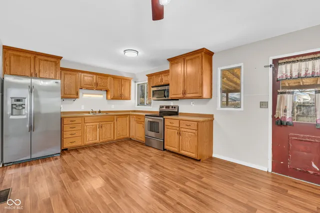 $179,900 | 705 Hanover Drive, Whiteland, IN 46184