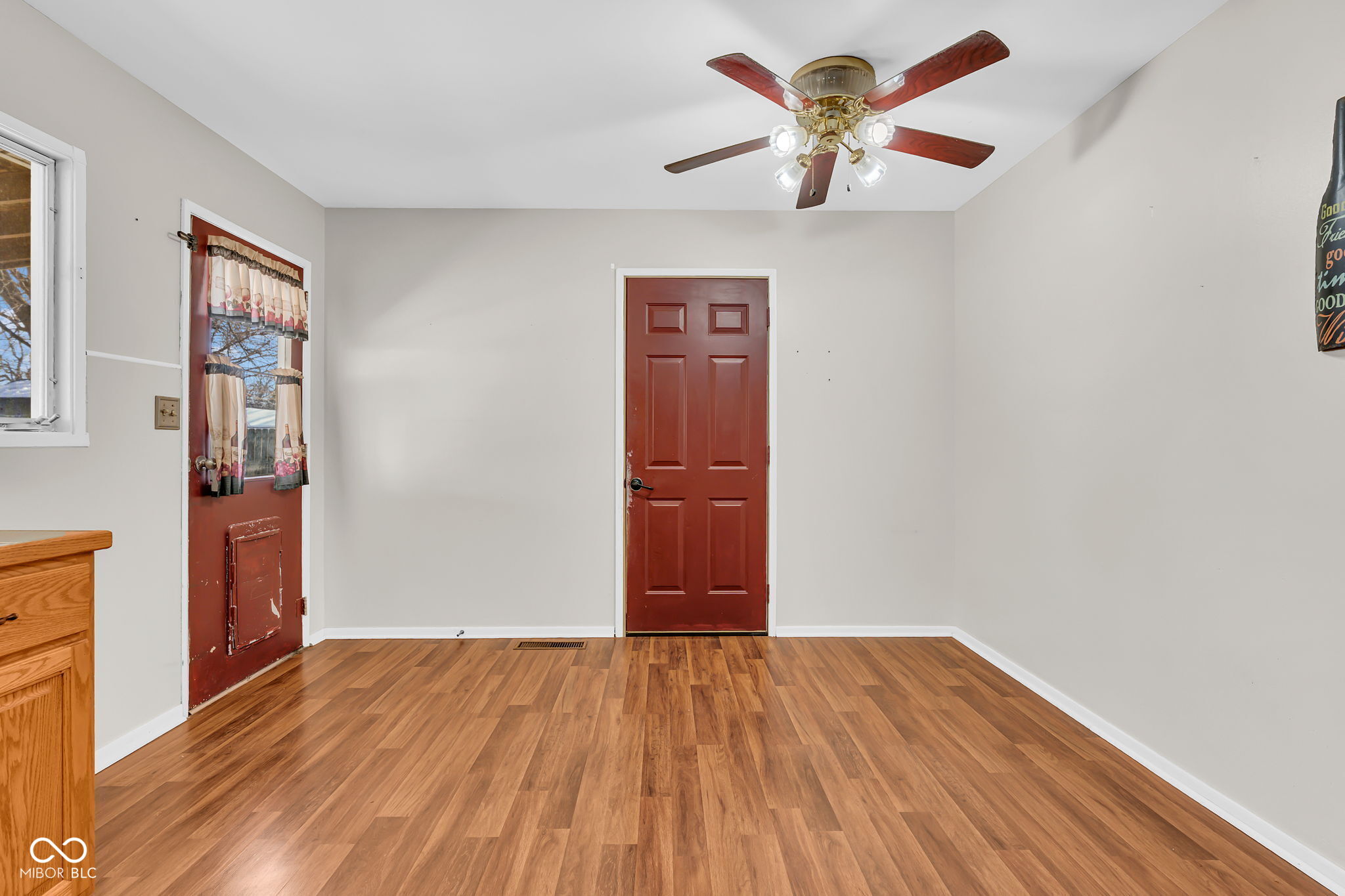 705 Hanover Drive Whiteland, IN 46184 - Photo 14 of 34