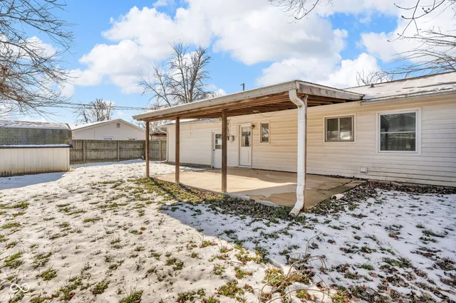 $179,900 | 705 Hanover Drive, Whiteland, IN 46184