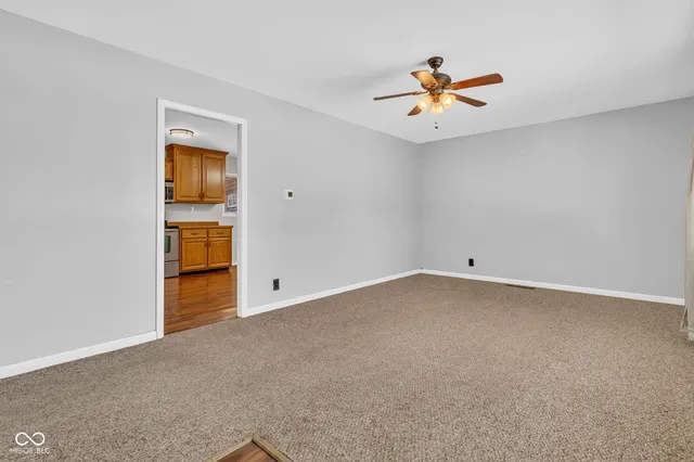 $179,900 | 705 Hanover Drive, Whiteland, IN 46184