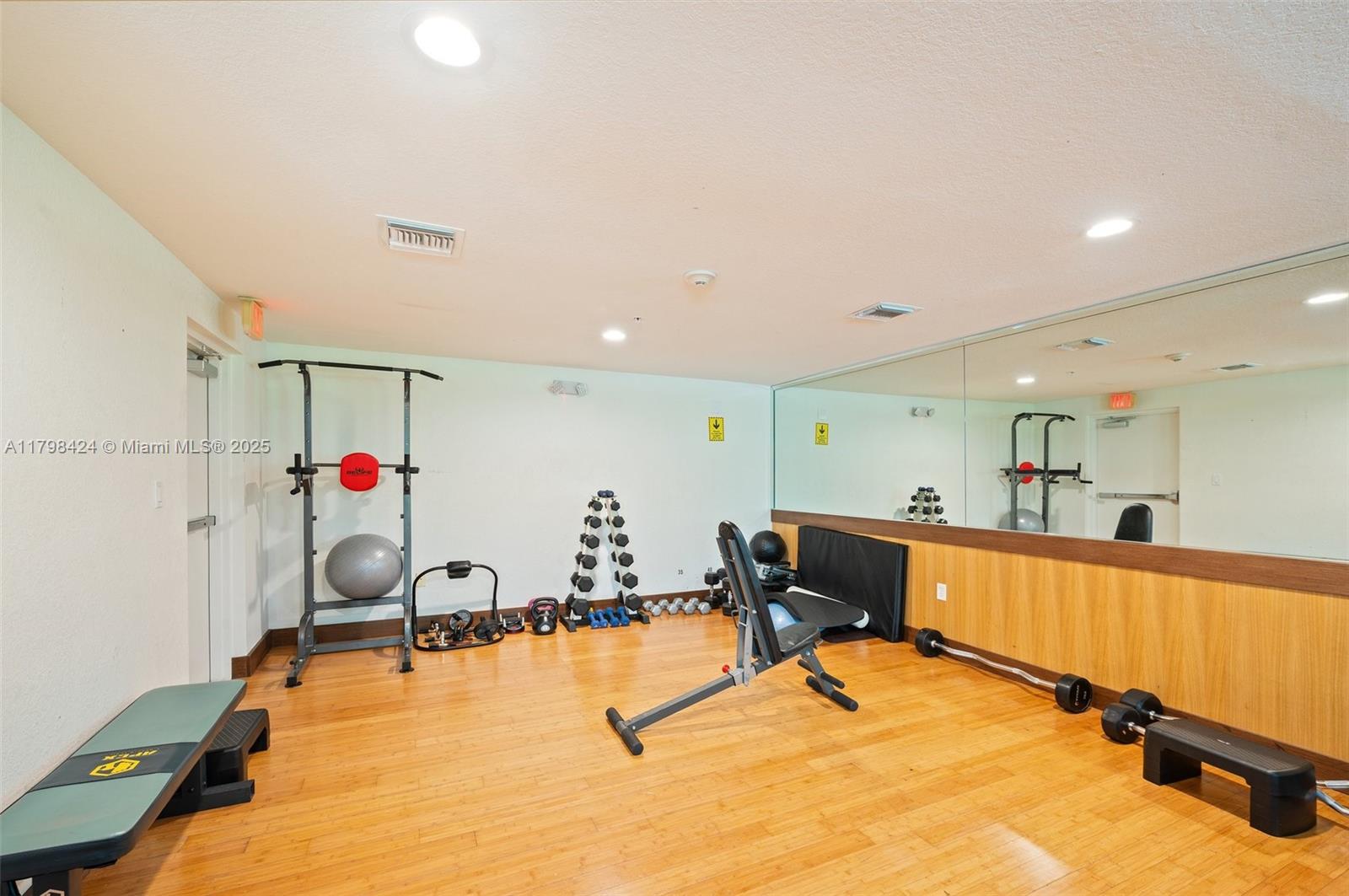 3530 Southwest 22nd Street, Unit 614 Miami, FL 33145 - Photo 10 of 20 a very nice looking room with a large pool table and chairs