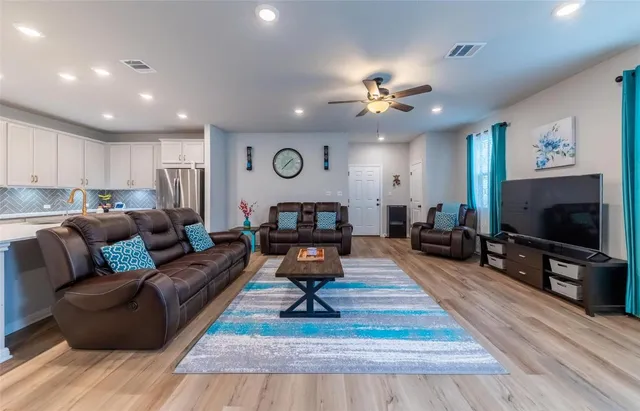 $2,250 | 2440 Berryville Lane, Leander, TX 78641