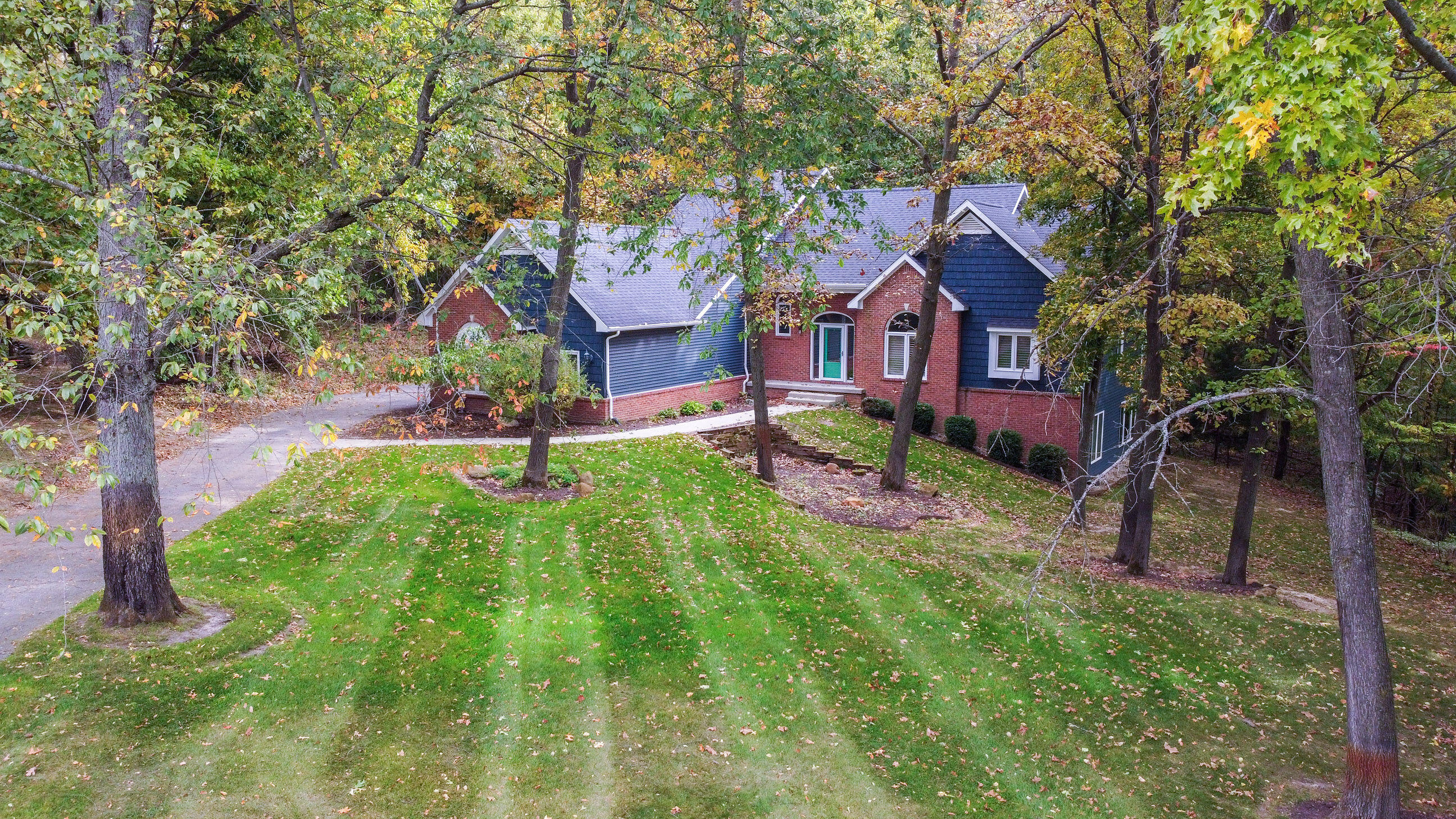 11214 Ridge View Trail Fenton, MI 48430 - Photo 47 of 56 Drone view