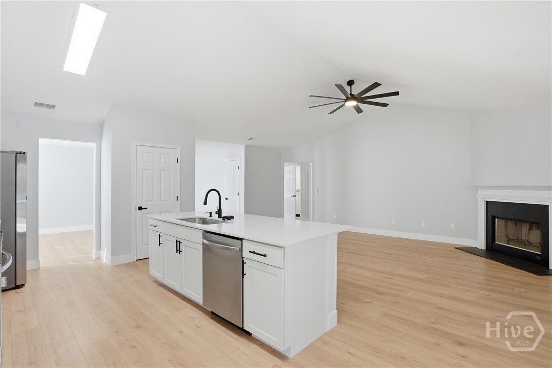 5 Hamilton Grove Drive Pooler, GA 31322 - Photo 10 of 28 Kitchen overlooking living area