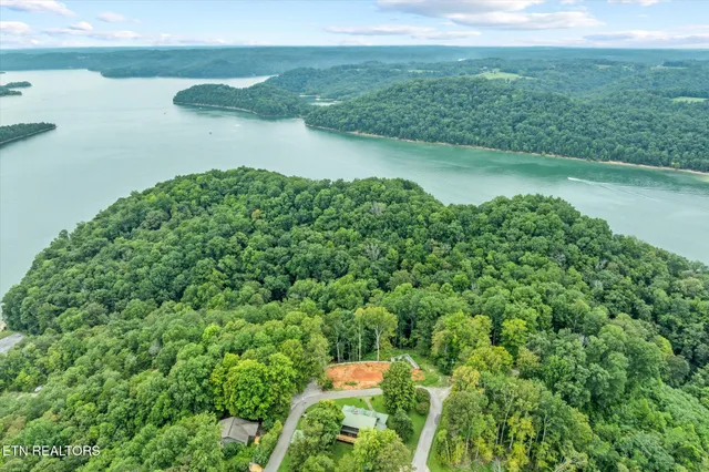 $159,000 | 29-30 Osprey Lane, Byrdstown, TN 38549