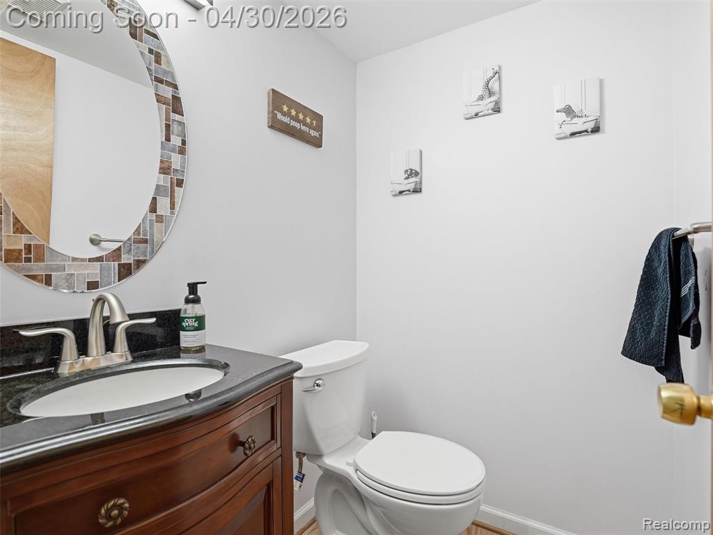 30006 Rambling Road Southfield, MI 48076 - Photo 29 of 34 Gallery Image 29