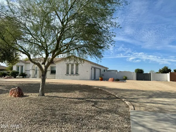 $780,000 | 22909 West Sierra Ridge Way, Wittmann, AZ 85361