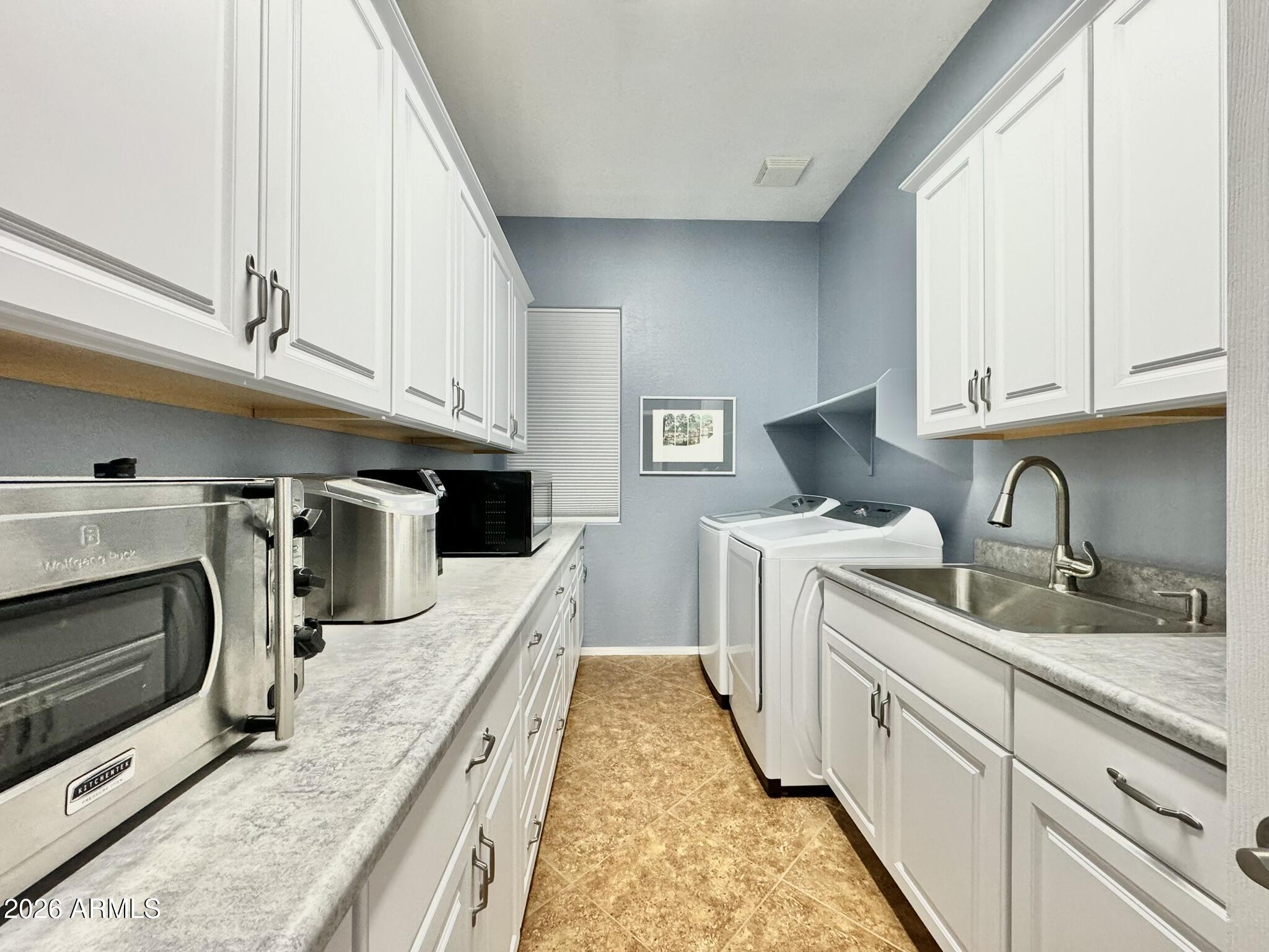 22909 West Sierra Ridge Way Wittmann, AZ 85361 - Photo 93 of 121 Laundry