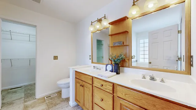 $344,900 | 121 Regalwood Drive, Manchester, TN 37355