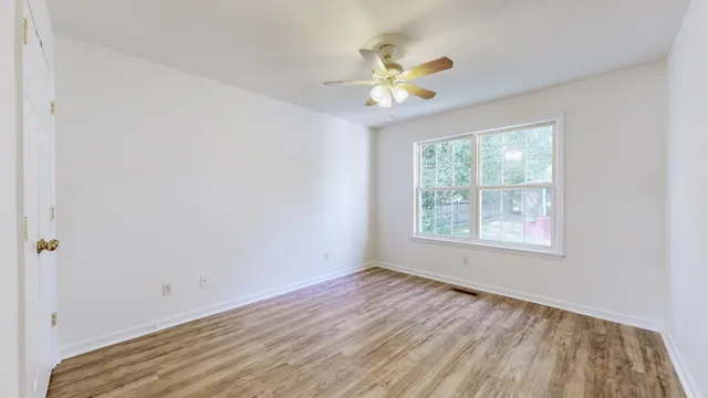 $344,900 | 121 Regalwood Drive, Manchester, TN 37355