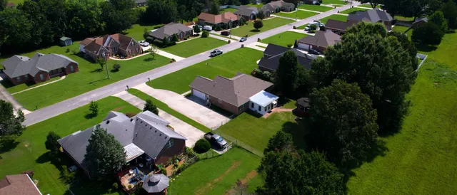 $344,900 | 121 Regalwood Drive, Manchester, TN 37355