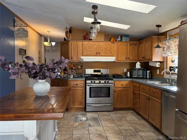 $399,000 | 326 Long Lane, Bloomingburg, NY 12721