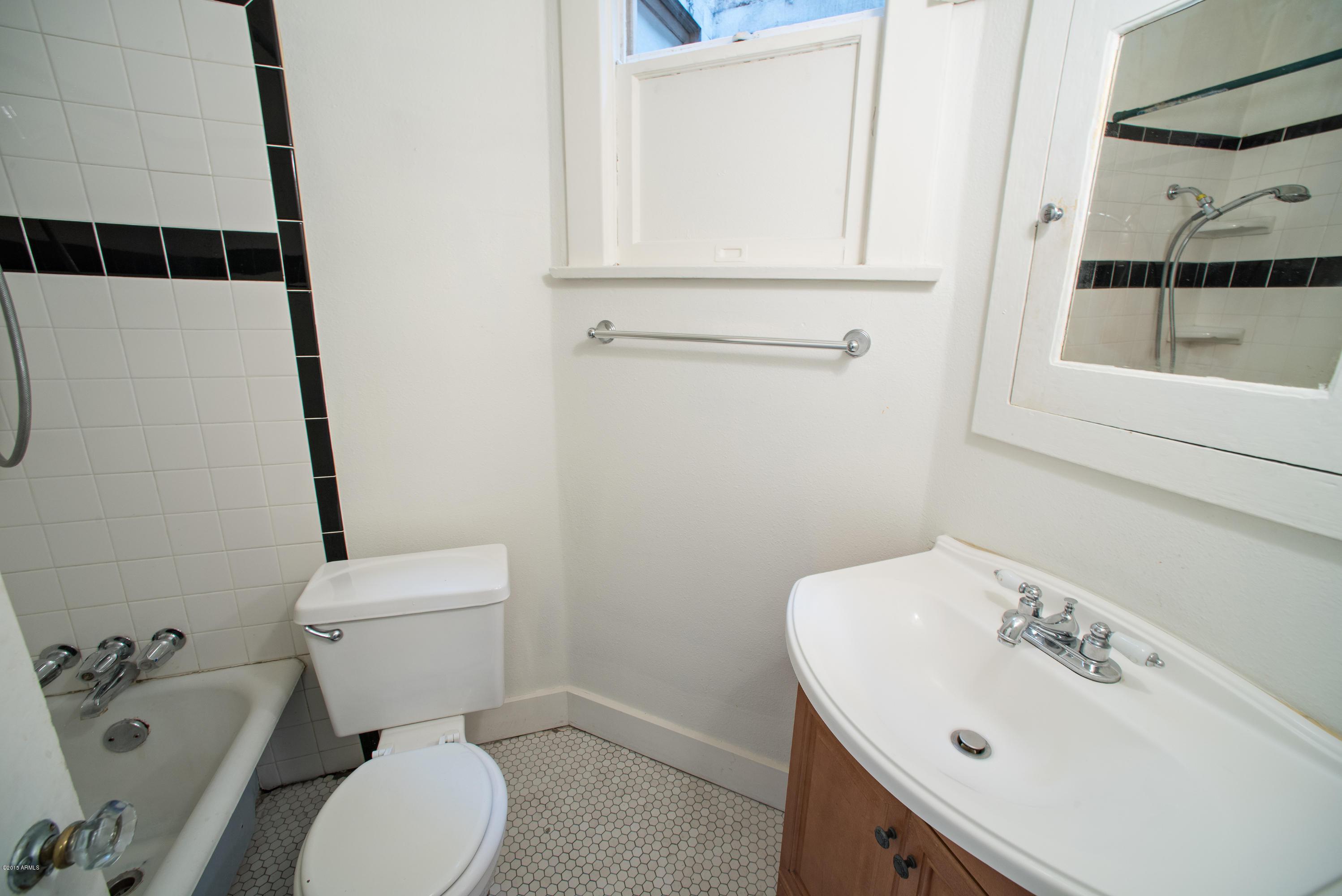 317 West McDowell Road Phoenix, AZ 85003 - Photo 6 of 6 CBRE5351_DSC_4452