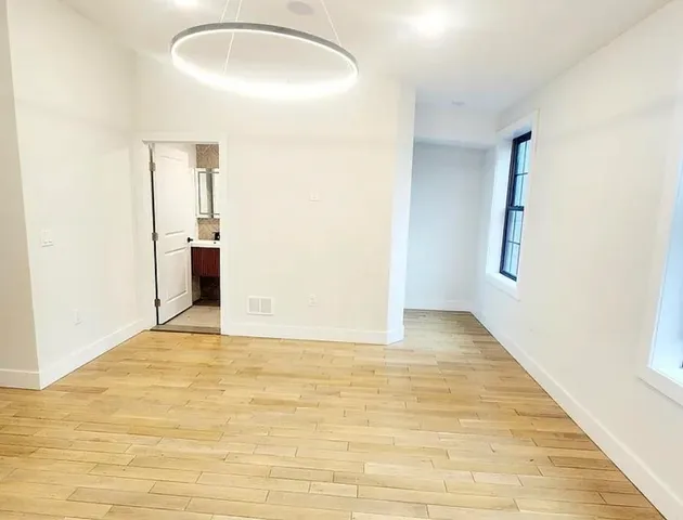 $4,490 | 131 Hopkins Avenue, Unit B2, Jersey City, NJ 07306