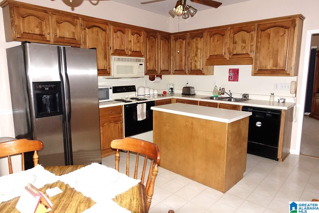 412 Milgray East Calera, AL 35040 - Photo 9 of 27