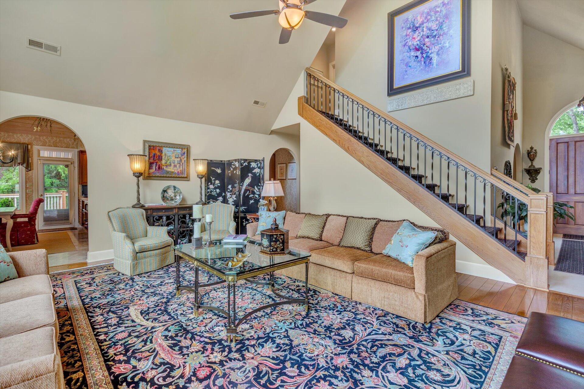 5300 Fox Ridge Road Southwest Roanoke, VA 24018 - Photo 17 of 81 17-SHOWS GREAT-25