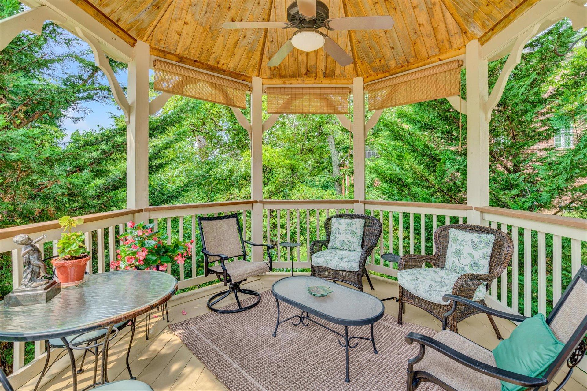 5300 Fox Ridge Road Southwest Roanoke, VA 24018 - Photo 34 of 81 31-SHOWS GREAT-54