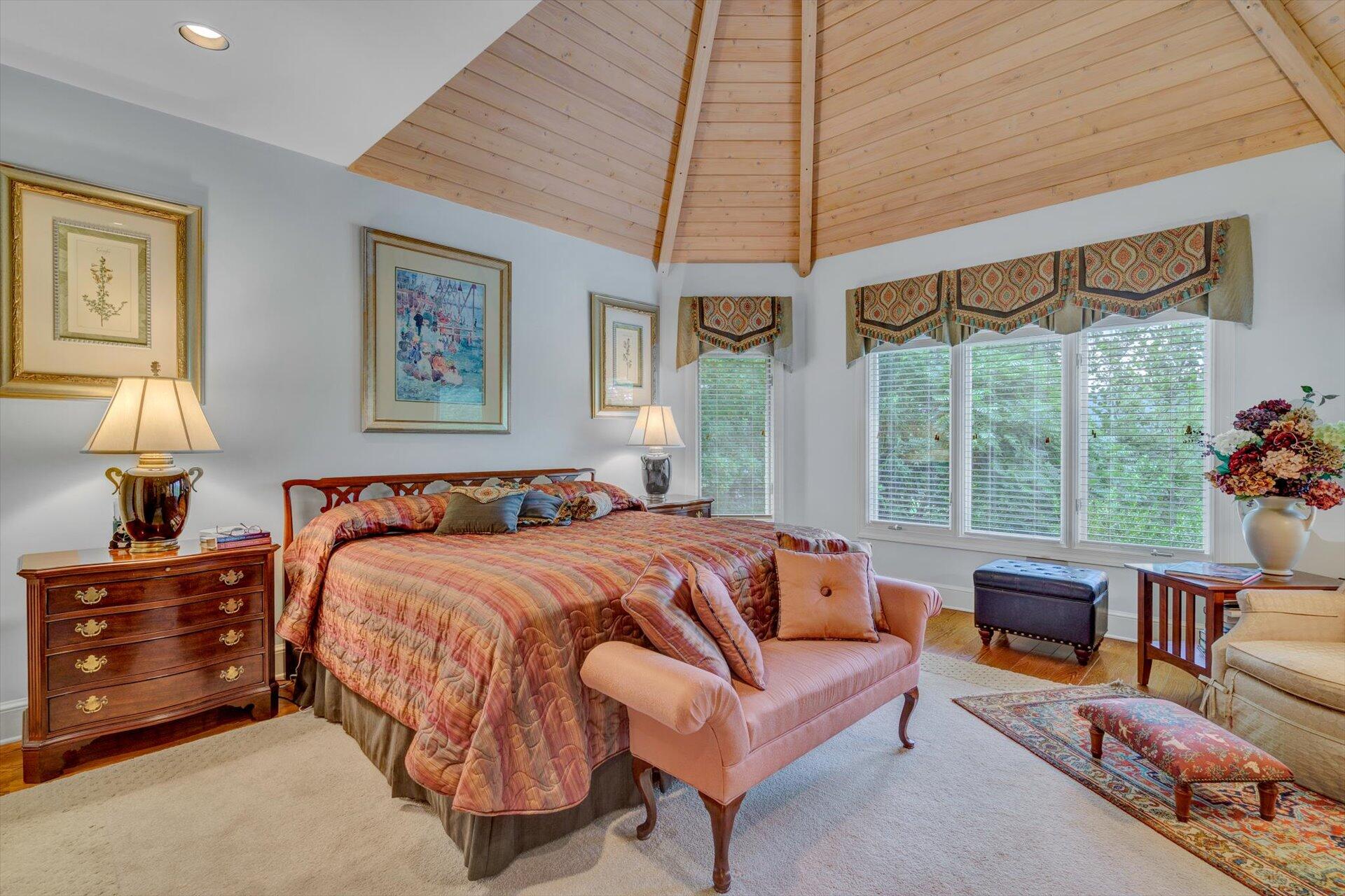 5300 Fox Ridge Road Southwest Roanoke, VA 24018 - Photo 35 of 81 33-SHOWS GREAT-27