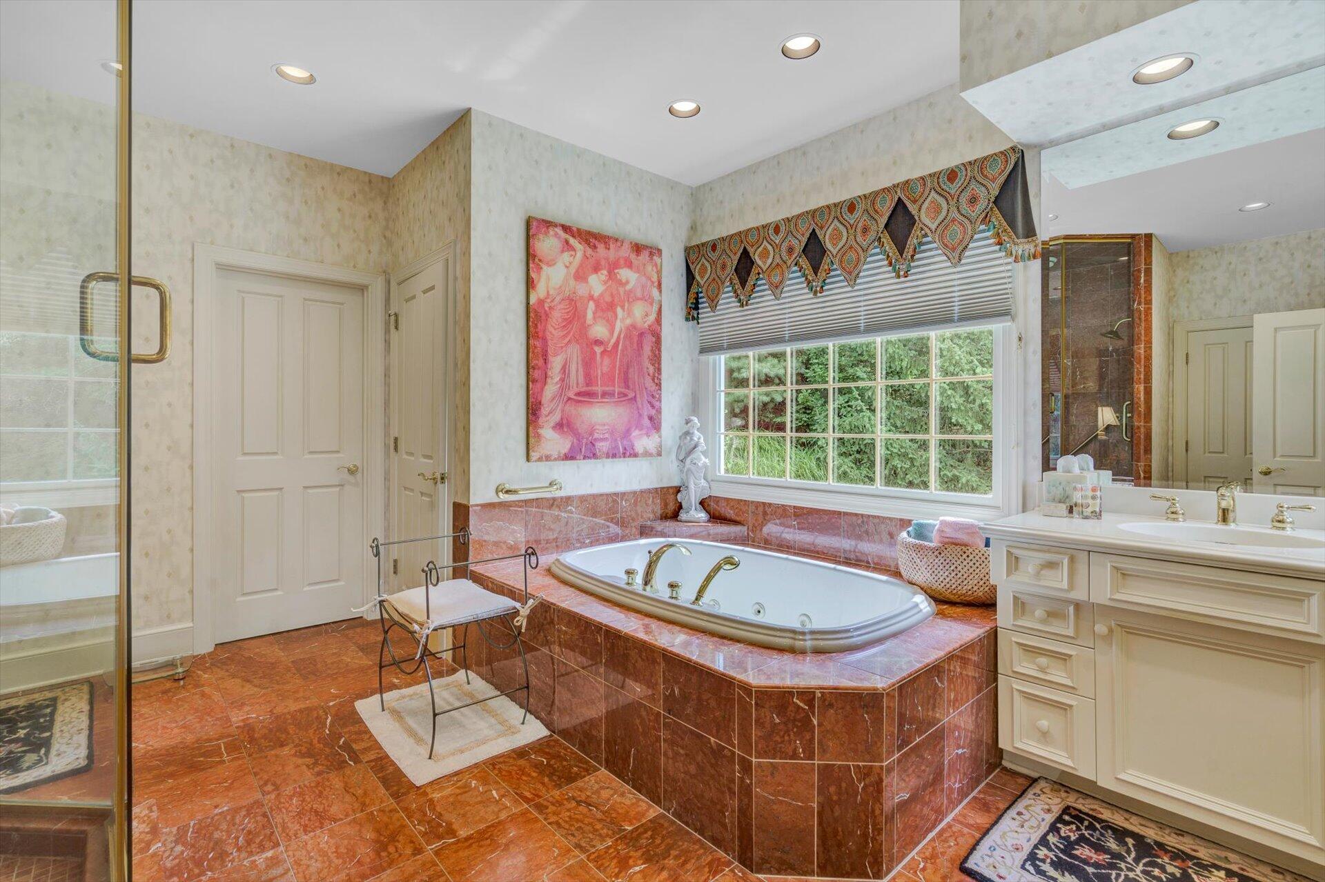 5300 Fox Ridge Road Southwest Roanoke, VA 24018 - Photo 38 of 81 36-SHOWS GREAT-30