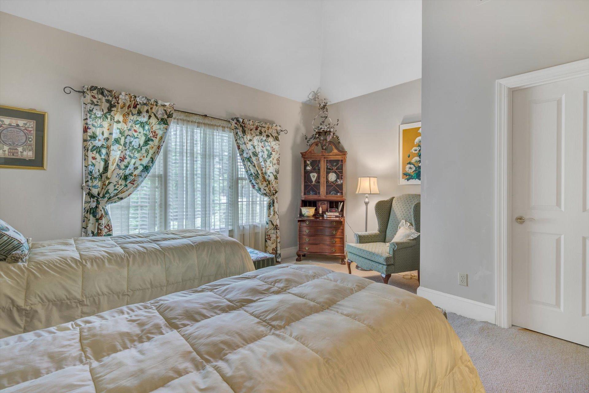 5300 Fox Ridge Road Southwest Roanoke, VA 24018 - Photo 48 of 81 47-SHOWS GREAT-6