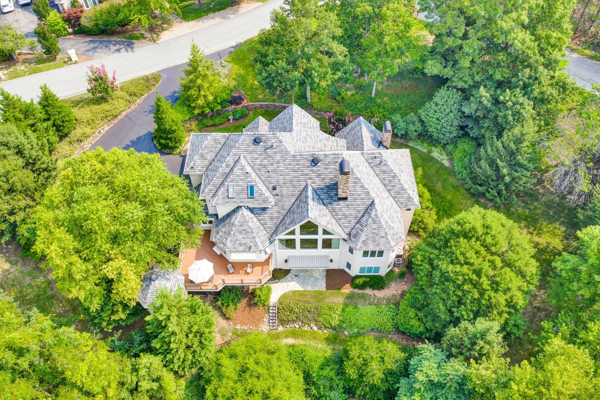 5300 Fox Ridge Road Southwest Roanoke, VA 24018 - Photo 76 of 81 05-SHOWS GREAT-10