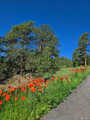 $1,175,000 | 677 Sky Trail Road, Boulder, CO 80302