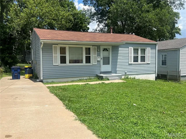 $145,000 | 11005 Florence Avenue, St. Ann, MO 63074