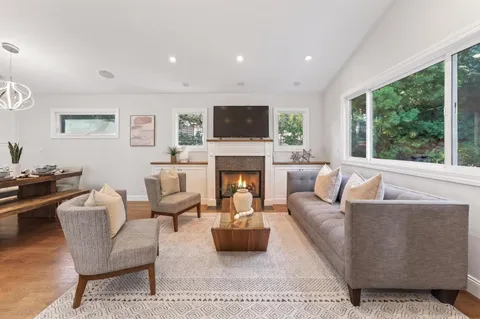 $3,450,000 | 164 Winding Way, San Carlos, CA 94070