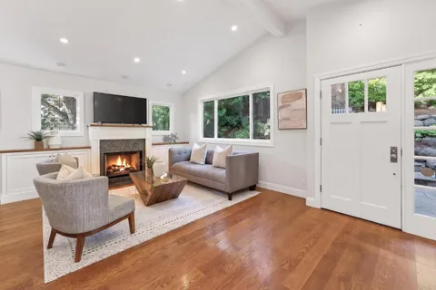 $3,450,000 | 164 Winding Way, San Carlos, CA 94070