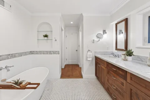 $3,450,000 | 164 Winding Way, San Carlos, CA 94070