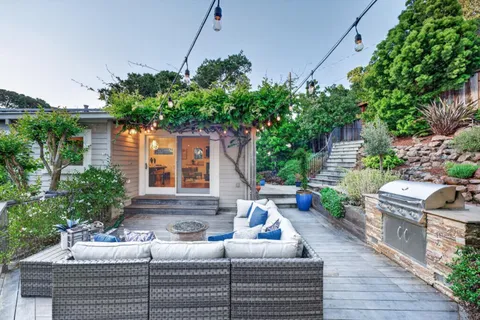 $3,450,000 | 164 Winding Way, San Carlos, CA 94070