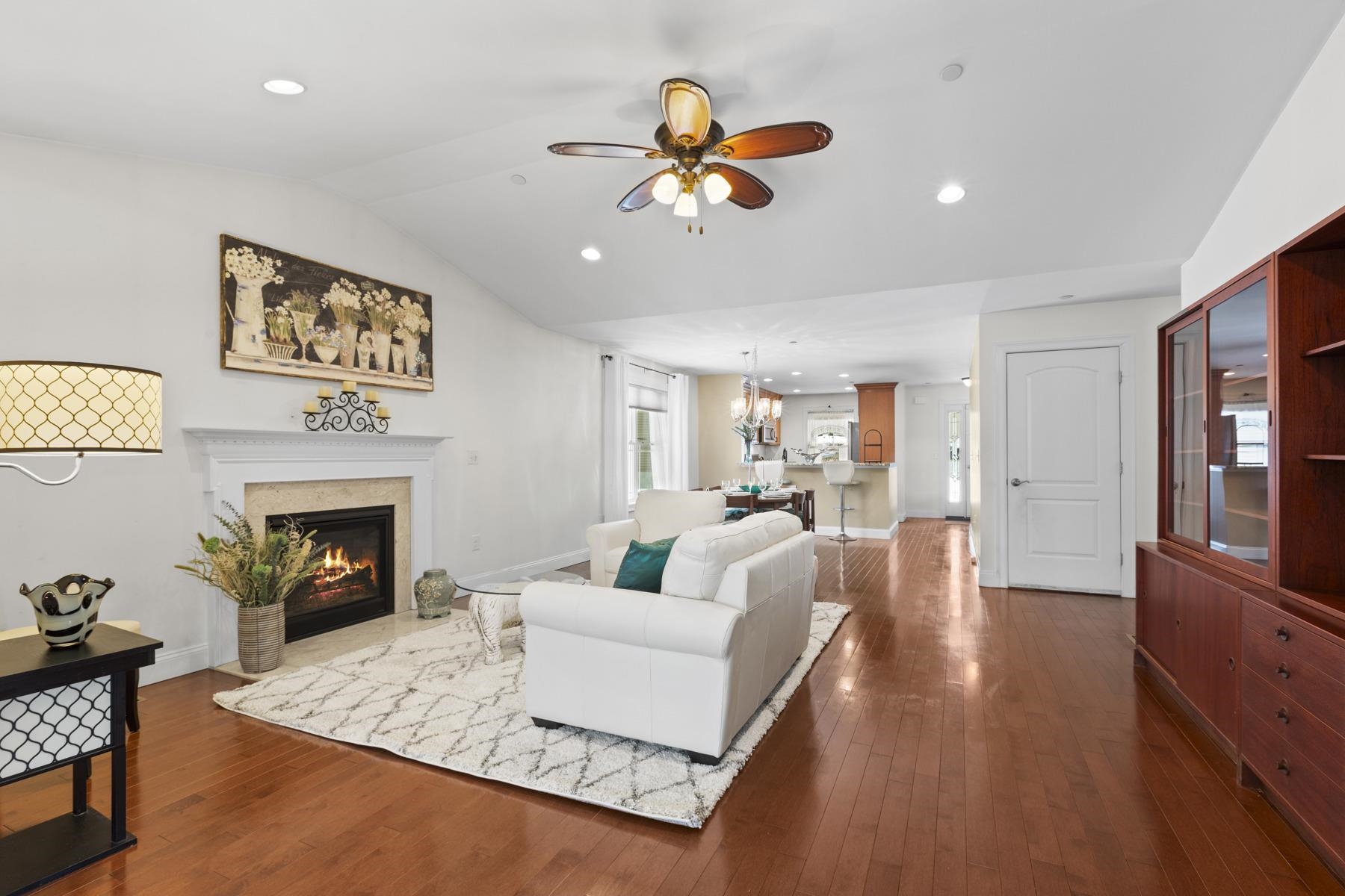 22 Whispering Oaks Road Pelham, NH 03076 - Photo 11 of 26 Gallery Image 11