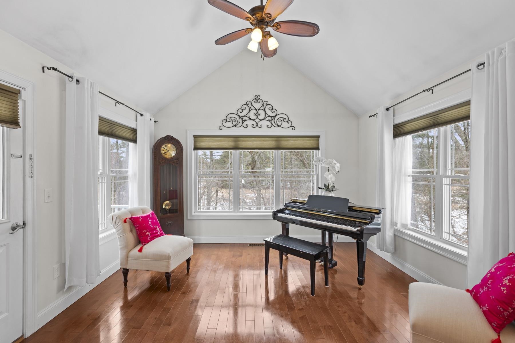 22 Whispering Oaks Road Pelham, NH 03076 - Photo 13 of 26 Gallery Image 13
