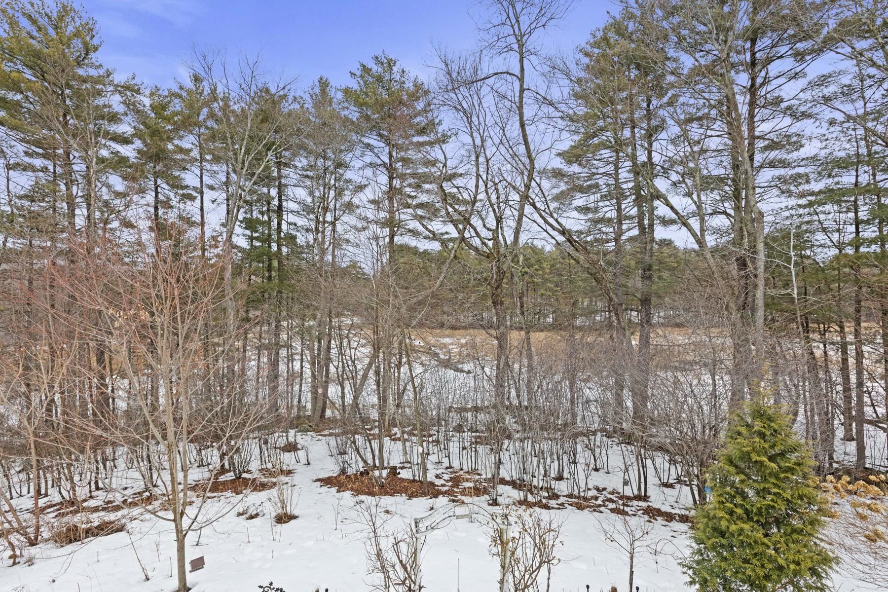 22 Whispering Oaks Road Pelham, NH 03076 - Photo 15 of 26 Gallery Image 15